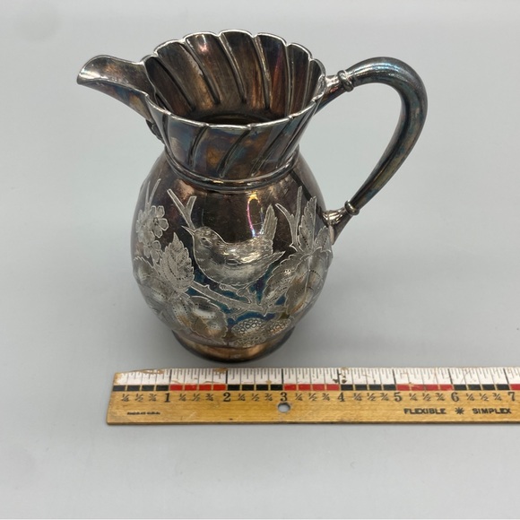 Antique Silver Creamer Meriden Britannia Company Bird Foliage Etched - Picture 12 of 15